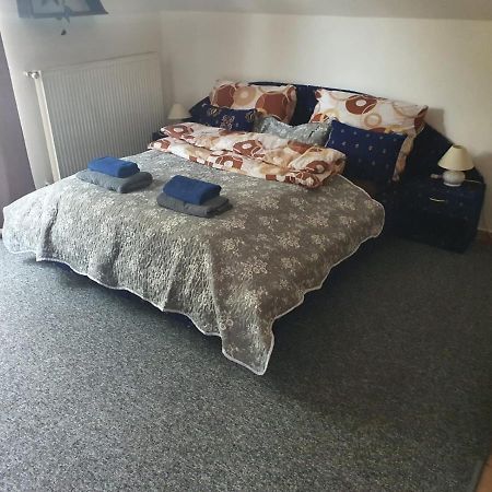 Apartman V Centre Mesta Martin Buitenkant foto